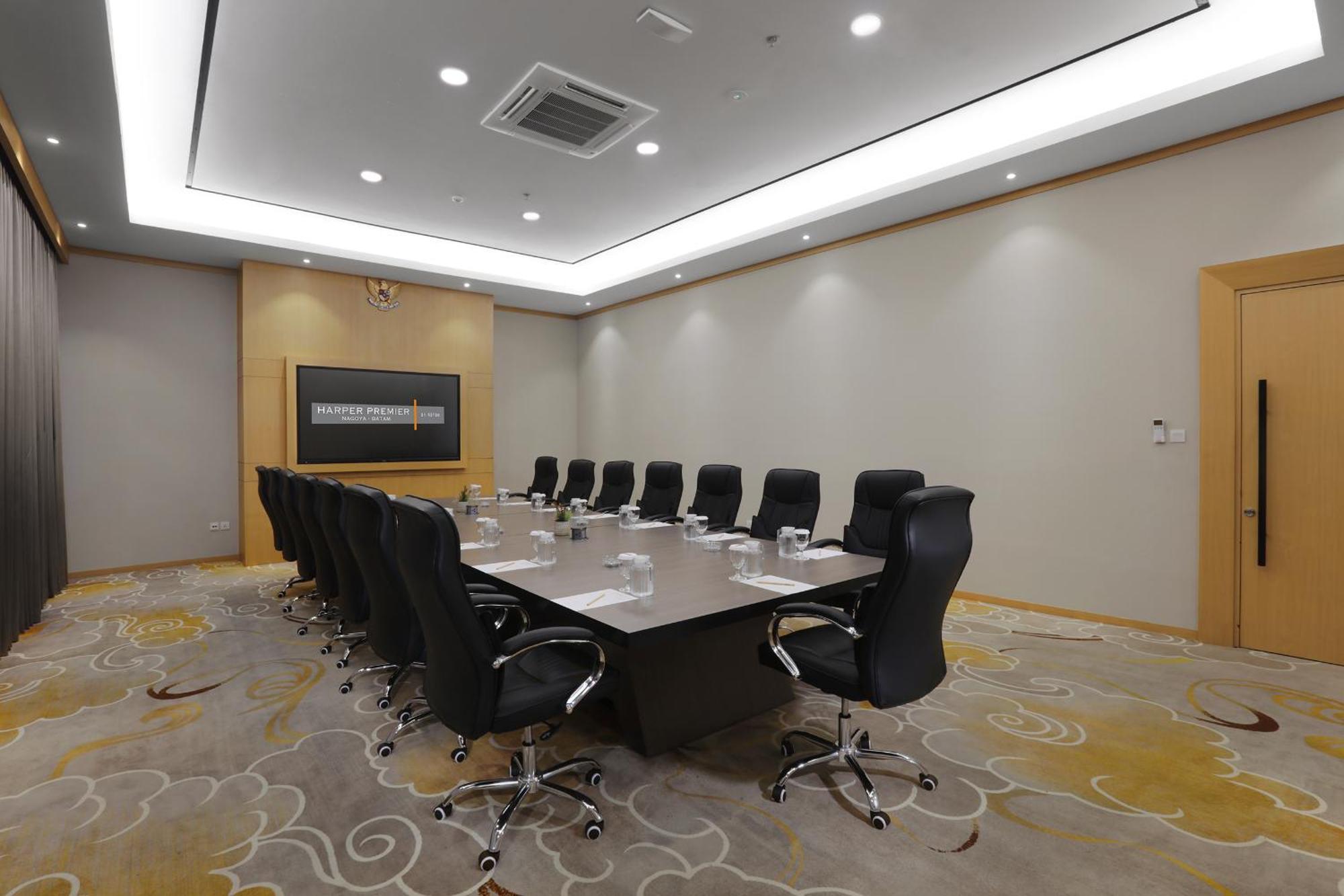Harper Premier Nagoya Batam Hotel Екстериор снимка