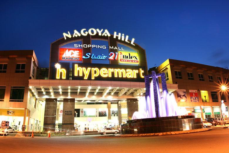 Harper Premier Nagoya Batam Hotel Екстериор снимка