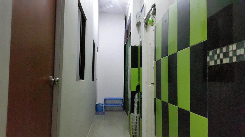 Harper Premier Nagoya Batam Hotel Екстериор снимка